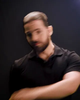 DuckDuckGo: "No Camera. No AI. Just Normal Sunglasses."