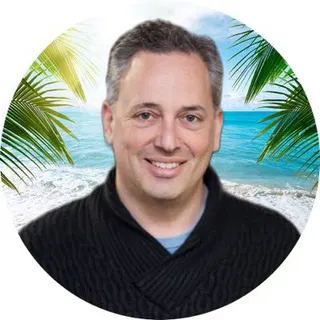 David Sacks: OpenAI and Anthropic Don't Need Regulations to Pace Frontier Models