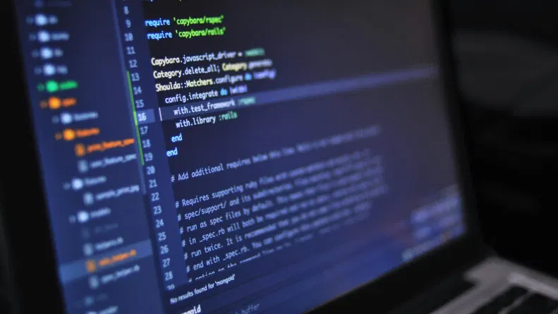Copyrightability of LLM-Generated Code