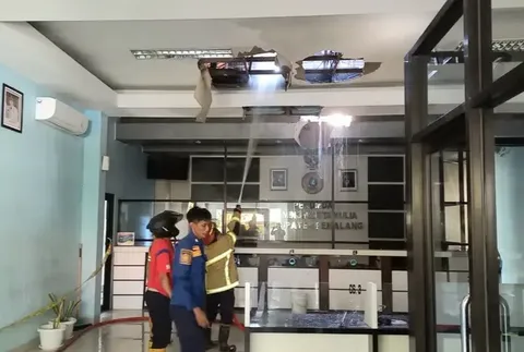 Kantor PDAM Pemalang Terbakar, Diduga Karena Hal Ini
