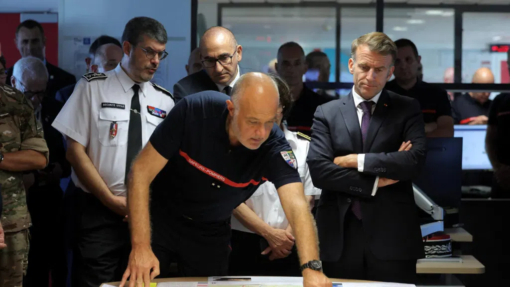 Live: Macron to hold crisis cabinet meeting on France's devastating wildfires