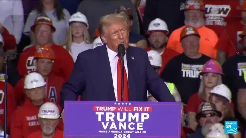 Trump's popularity plummets as inflation soars