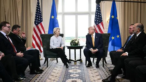 EU reaches deal on US trade pact as Trump threatens new tariffs by July 4