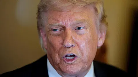 Kentucky primary tests Trump's hold on Republican base