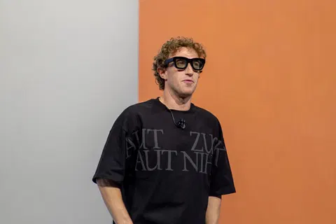 Big tech's AI-powered 'pervert' glasses are in a losing battle with DuckDuckGo