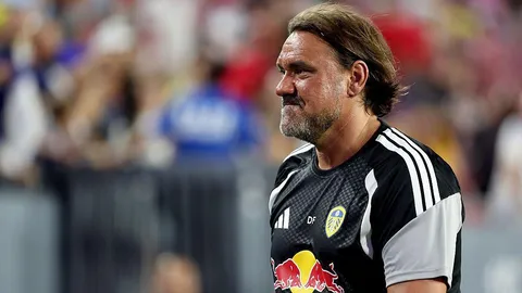 Wrexham beat Leeds 3-2 in lively pre-season friendly