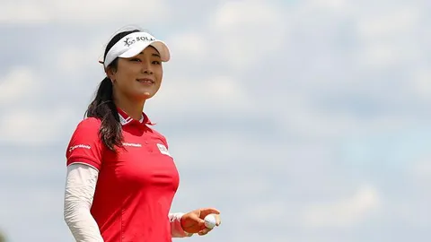 Yoon leads as Korda bid for major hat-trick falters