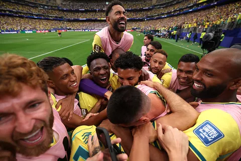 🗞️ From Brazil's miracle to Germany's historic collapse: today's back pages