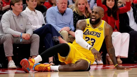 A former champion believes LeBron James returning to the Lakers is what's best for him