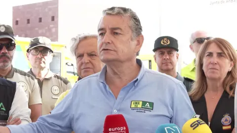 Sanz destaca evolución "muy favorable" del incendio de Cerro Muriano, con situación operativa 1