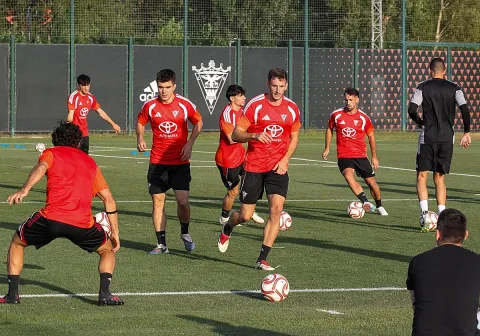 El Mirandés tiene la vista puesta en el primer amistoso