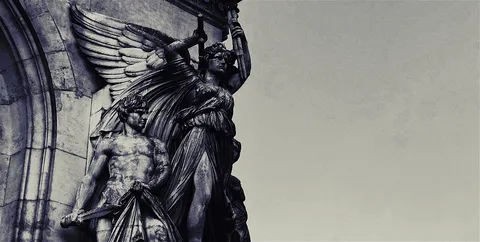 An Angel Watching Over Me: On Exile, Estrangement and Placelessness in Paris