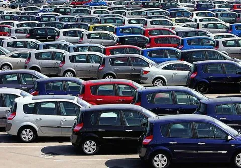 Burgos recupera el pulso en la venta de vehículos, pero el renting local se desploma