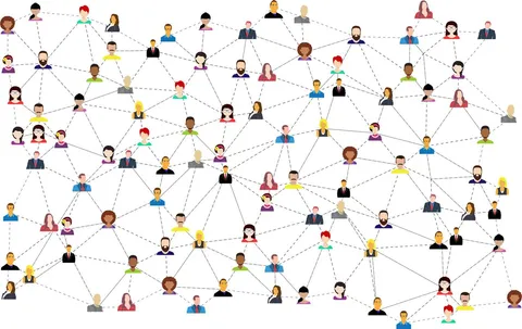 Social networks outsmart cognitive biases: How herding in networks makes populations more rational