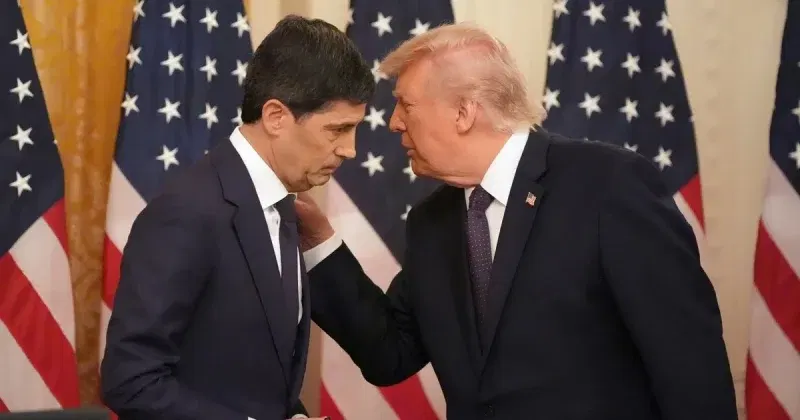 Trump urges Warsh to be independent as Federal Reserve chair during White House swearing-in
