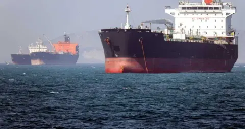 US forces strike southern Iran in self-defense after Strait of Hormuz attack