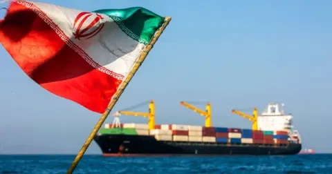 Iran plans to open Strait of Hormuz 30 days after peace deal, and crypto markets are already celebrating