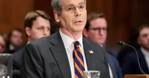 US Treasury Secretary Bessent supports Fed’s elimination of forward guidance