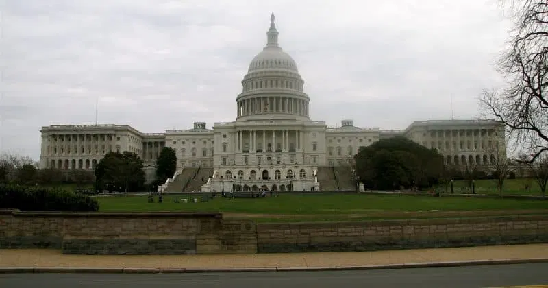 Lawmakers race to pass Clarity Act before congressional deadline