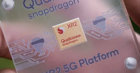 Qualcomm and Micron stocks fluctuate amid AI trade volatility as semiconductor sector swings wildly