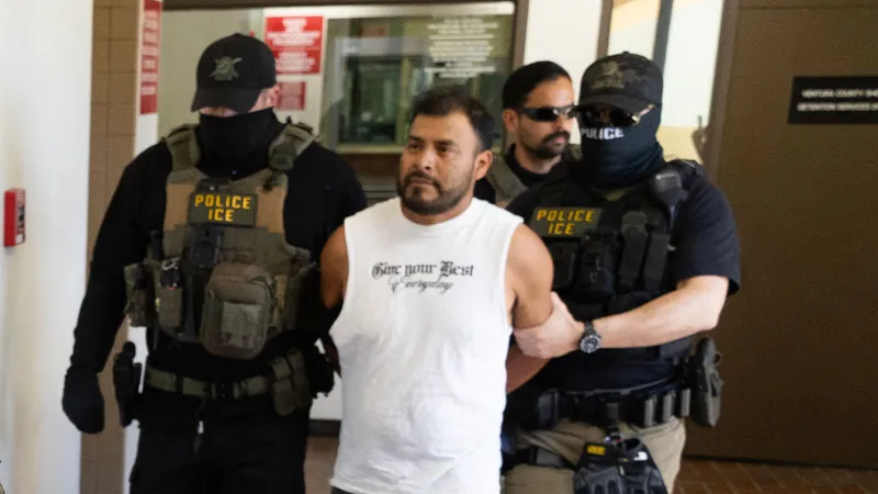 Appeals Court Blow to Trump Sets Up Supreme Court Fight Over Immigrant Detentions