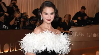 Selena Gomez posts swimsuit-filled yacht vacation photos with husband Benny Blanco