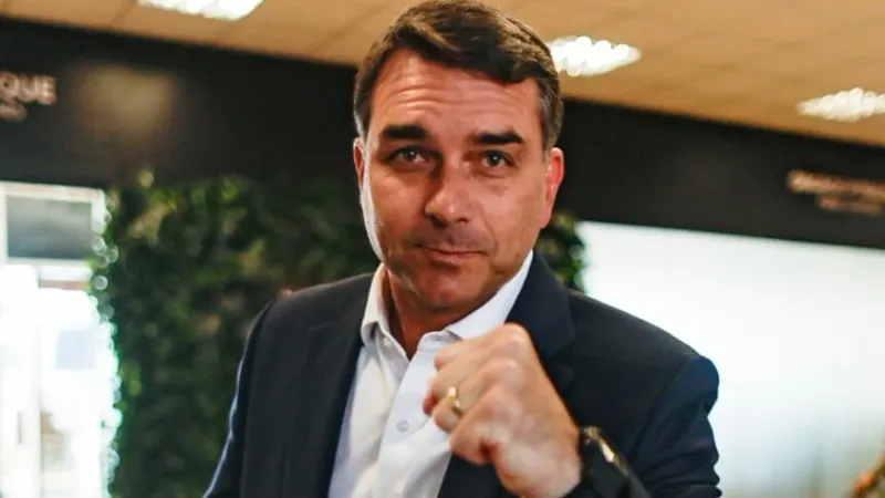 Assista ao discurso de Flávio Bolsonaro na convenção do PL na íntegra