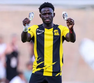 الاتحاد يكسب لاس بالماس الإسباني بثنائية ديابي وروجر