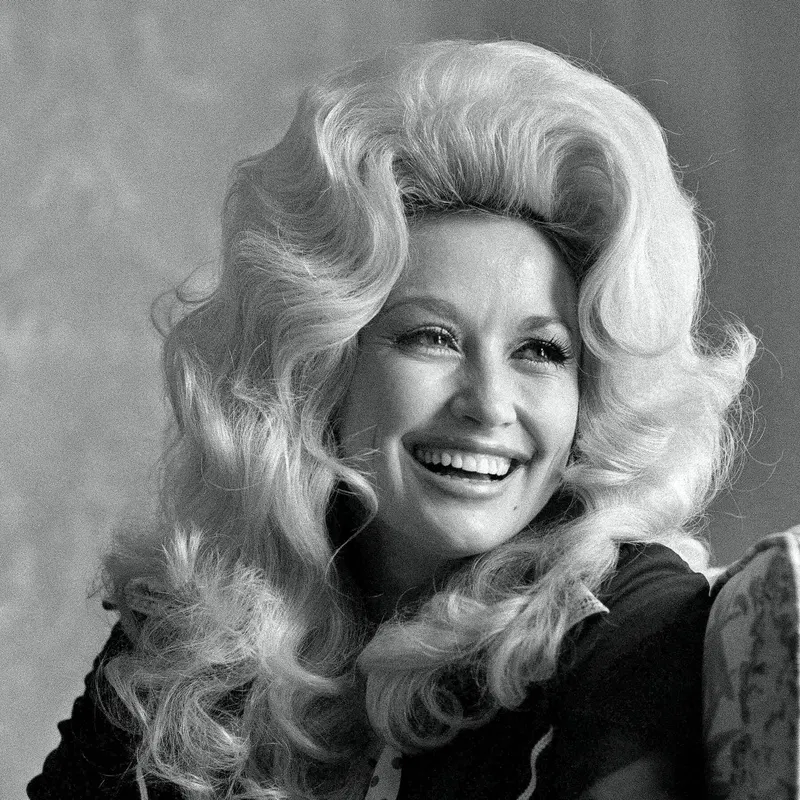 Dolly Parton, Country Music Superstar Whose Songs Spoke to Millions, Dies at 80