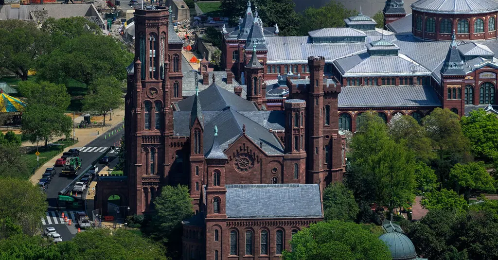 Women’s Museum Bill Sinks Amid Dispute Over Trump and Trans Issues