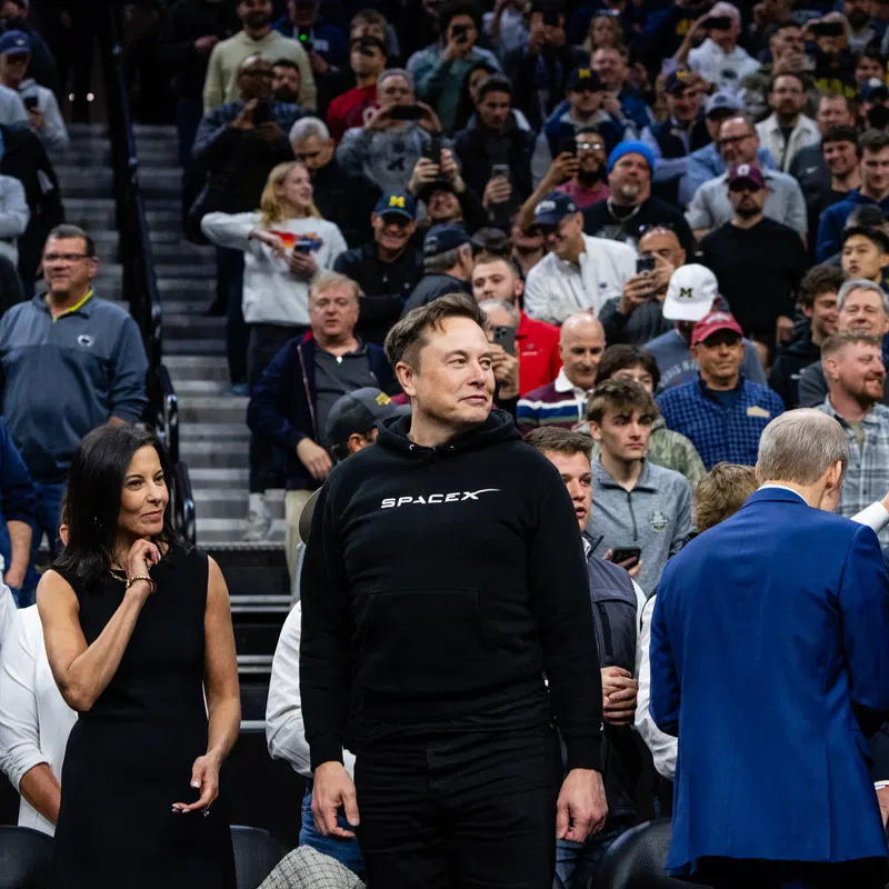 SpaceX’s Unconventional Corporate Arrangements Favor Elon Musk
