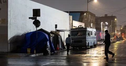 In Homeless Crisis, California ‘Is Waging a War on R.V.s’