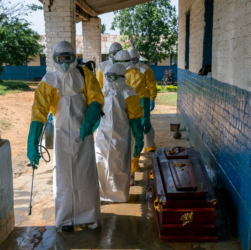 As Ebola Spreads, Scientists Race to Find Vaccines and Treatments