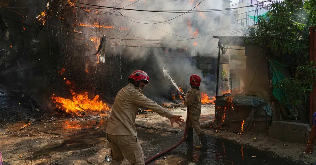 Fire at a New Delhi Hotel Kills at Least 21