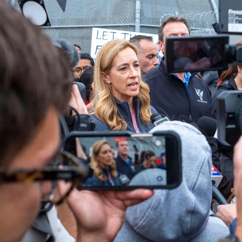 Governor’s Visit to ICE Detention Facility Is Strictly Limited, She Says