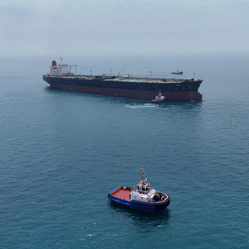 Oil Prices Jump After U.S. and Iran Trade Strikes in Persian Gulf