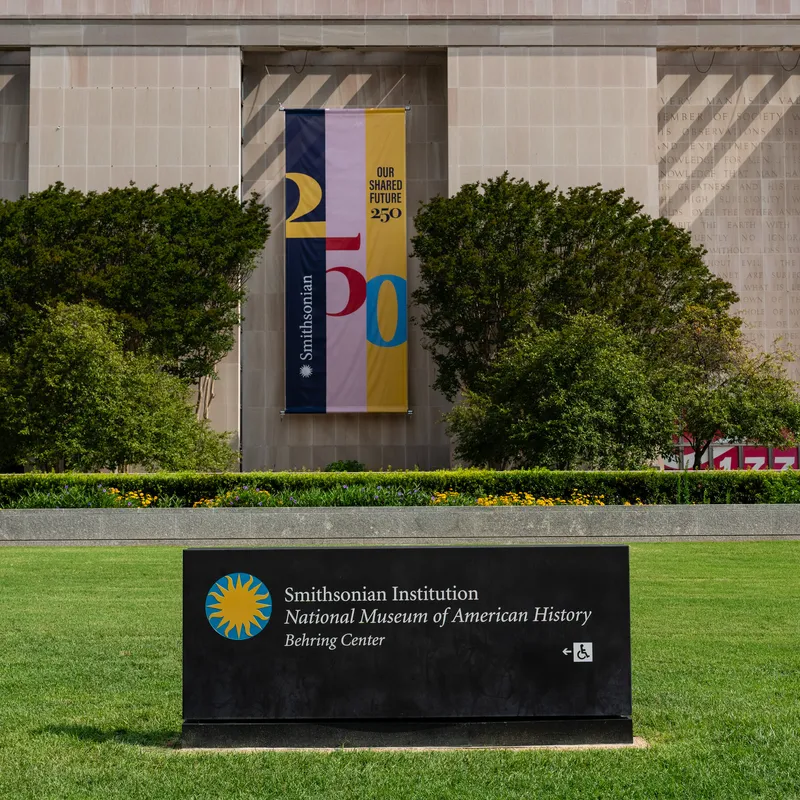Trump Orders Warnings Placed at ‘Inaccurate’ Smithsonian History Museum