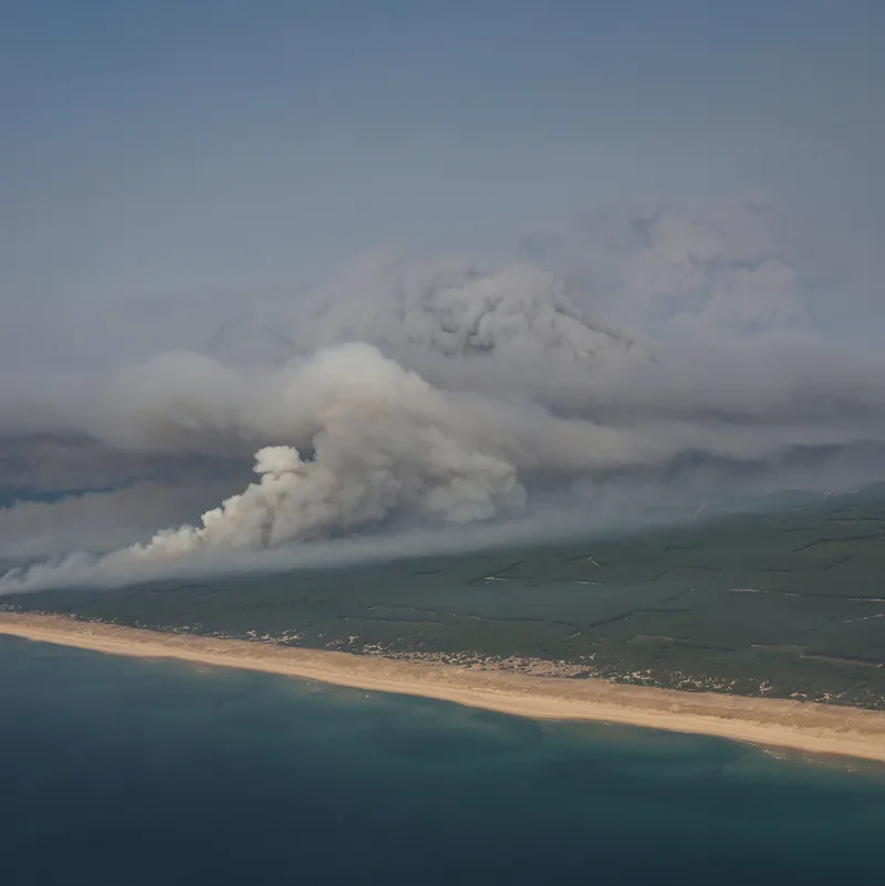 Heat From France’s Wildfires Creates a ‘Fire Cloud,’ or Pyrocumulonimbus