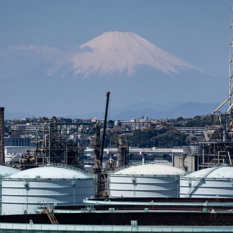 Gulf Oil Giants Push to Expand Overseas Stockpiles as Iran War Drags On