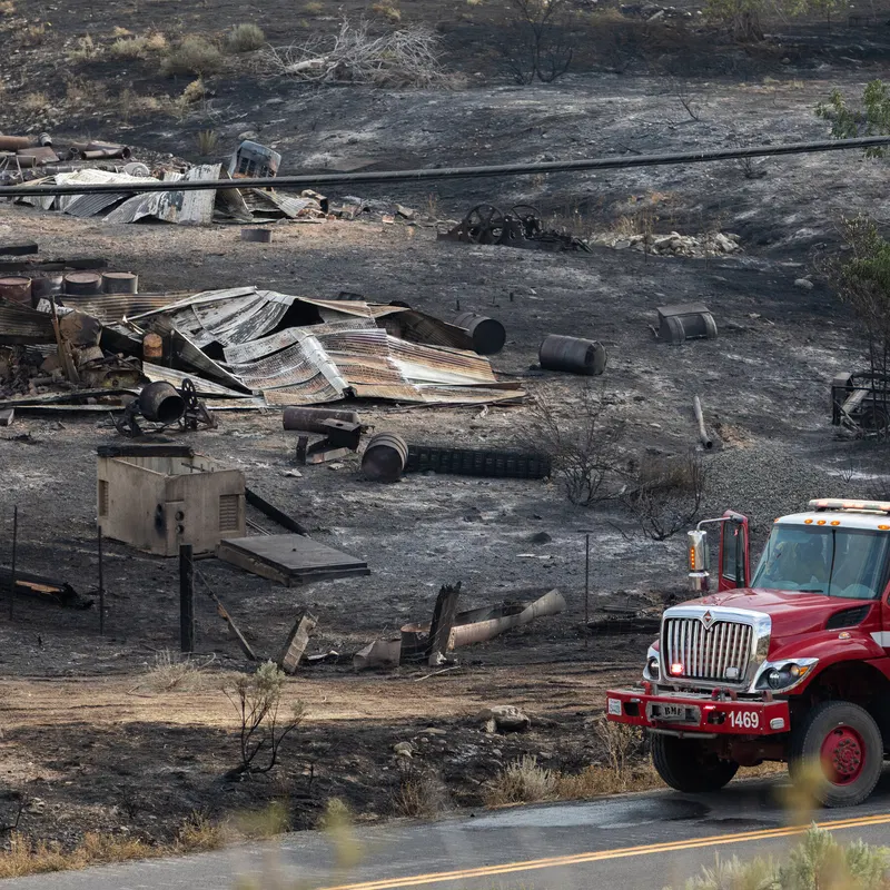 Firefighters Grapple With Nevada Blaze That Drove Thousands From Homes