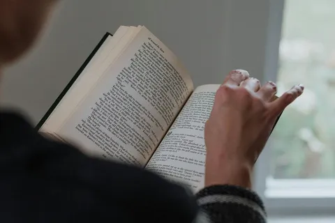Company Offering Printed Books to Train AI Stops After 404 Media Coverage