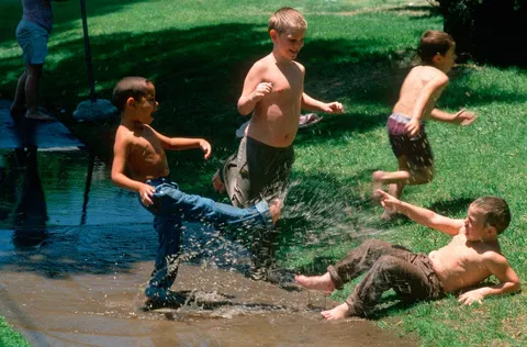 Give Your Kids a Screen-Free Summer. Plus . . .
