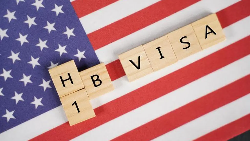 U.S. court rejects Trump administration bid to revive $100,000 H-1B visa fee