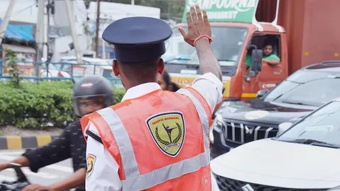 Cyberabad Traffic Police advise staggered early logout for IT firms