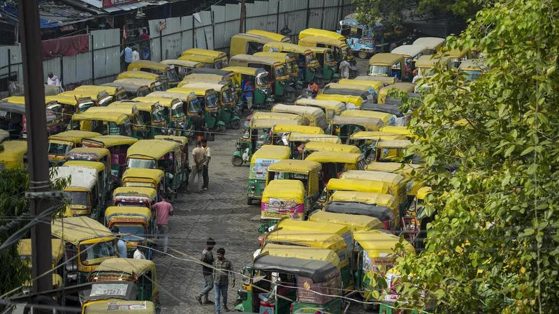 Bihar bandh: Left-wing students hit the streets, security tightened