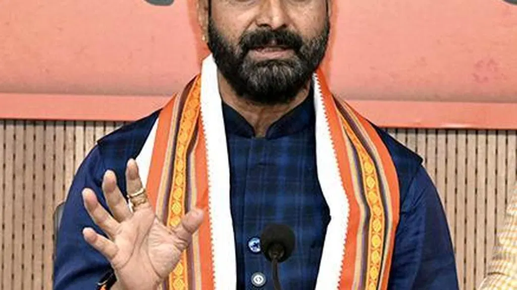 BJP MLC Ravi claims his comments not targeted at any community