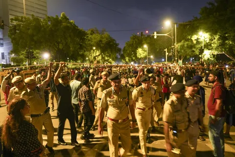 Watch: Delhi police to protesters: All metro gates reopened, please return home