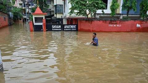 25% of flood-hit districts inaccessible: Assam CM