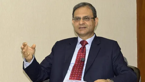 RBI sees rupee as undervalued; FCNR(B) inflows cross $32 billion