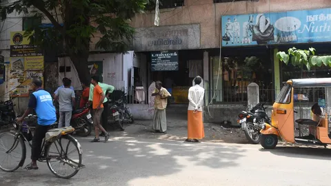 Residents of Thambiah Road in West Mambalam want Tasmac outlet out of their midst soon
